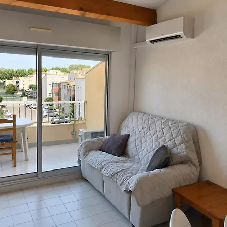 A 300 M - Piscine - Clim - Wi-fi - 4 Pers דירה *
